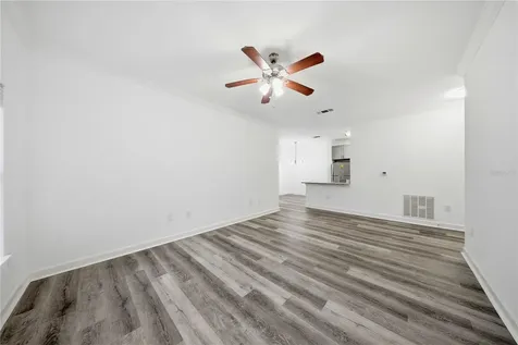 18477 Bridle Club Drive Tampa FL 33647