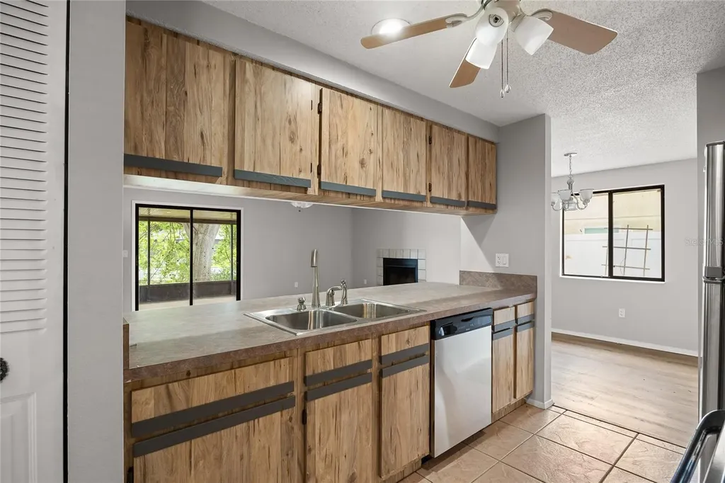 627 Timber Bay Circle W Oldsmar FL 34677