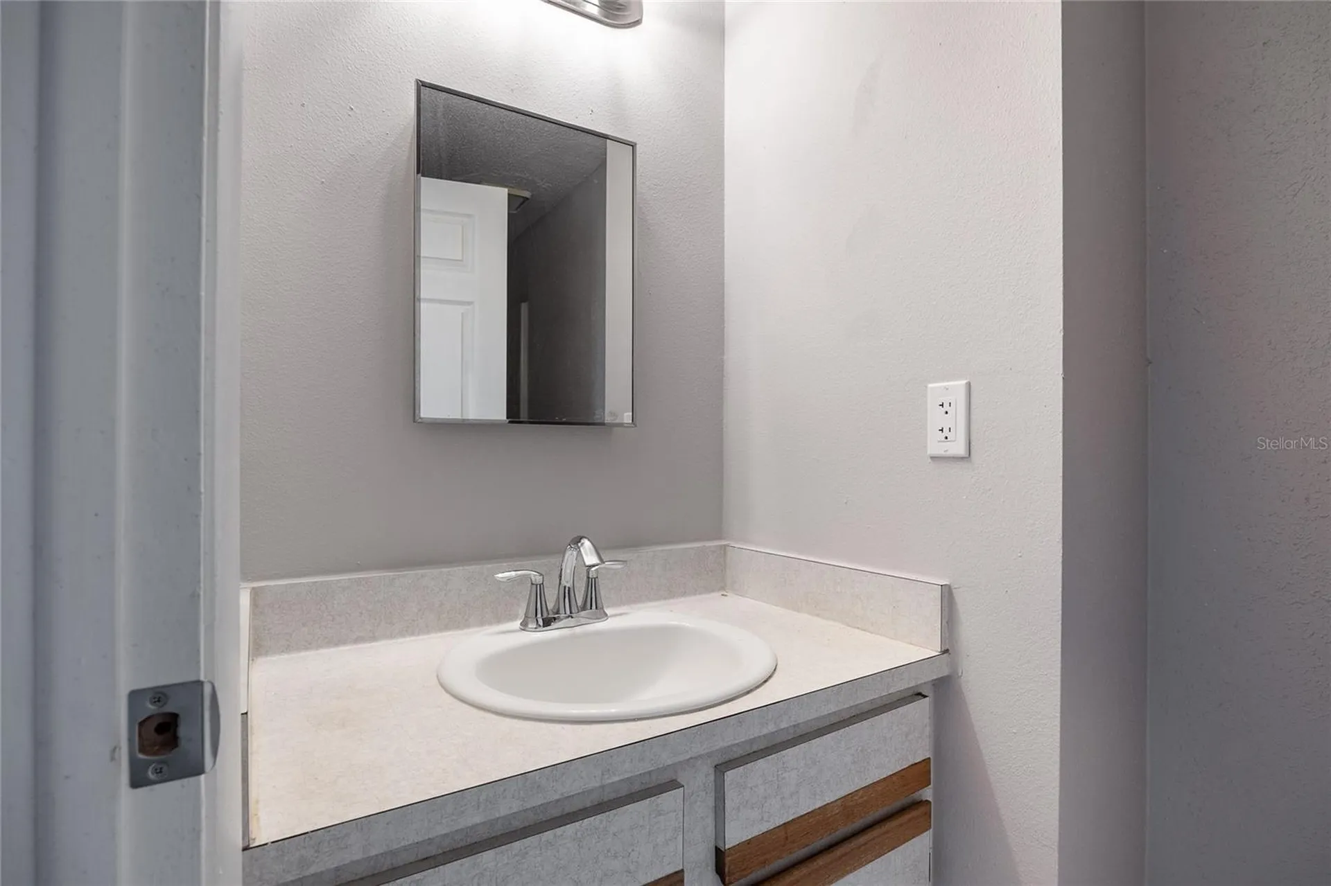 627 Timber Bay Circle W Oldsmar FL 34677