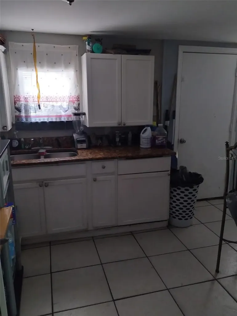 811 NE 20th Street Gainesville FL 32641