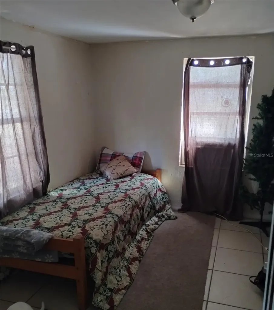 811 NE 20th Street Gainesville FL 32641