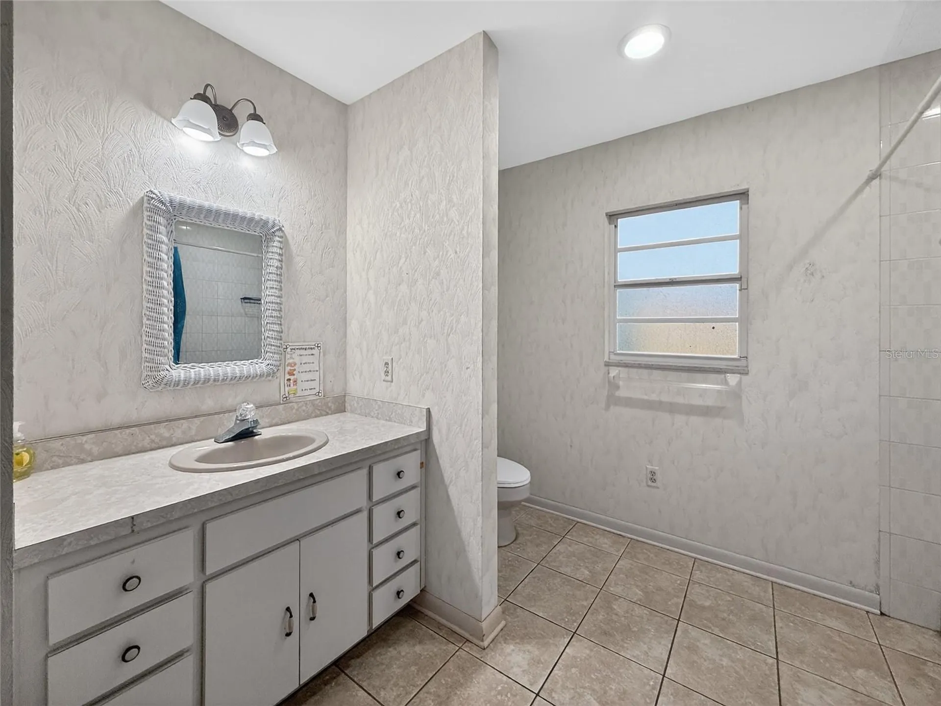305 N Glen Avenue Tampa FL 33609