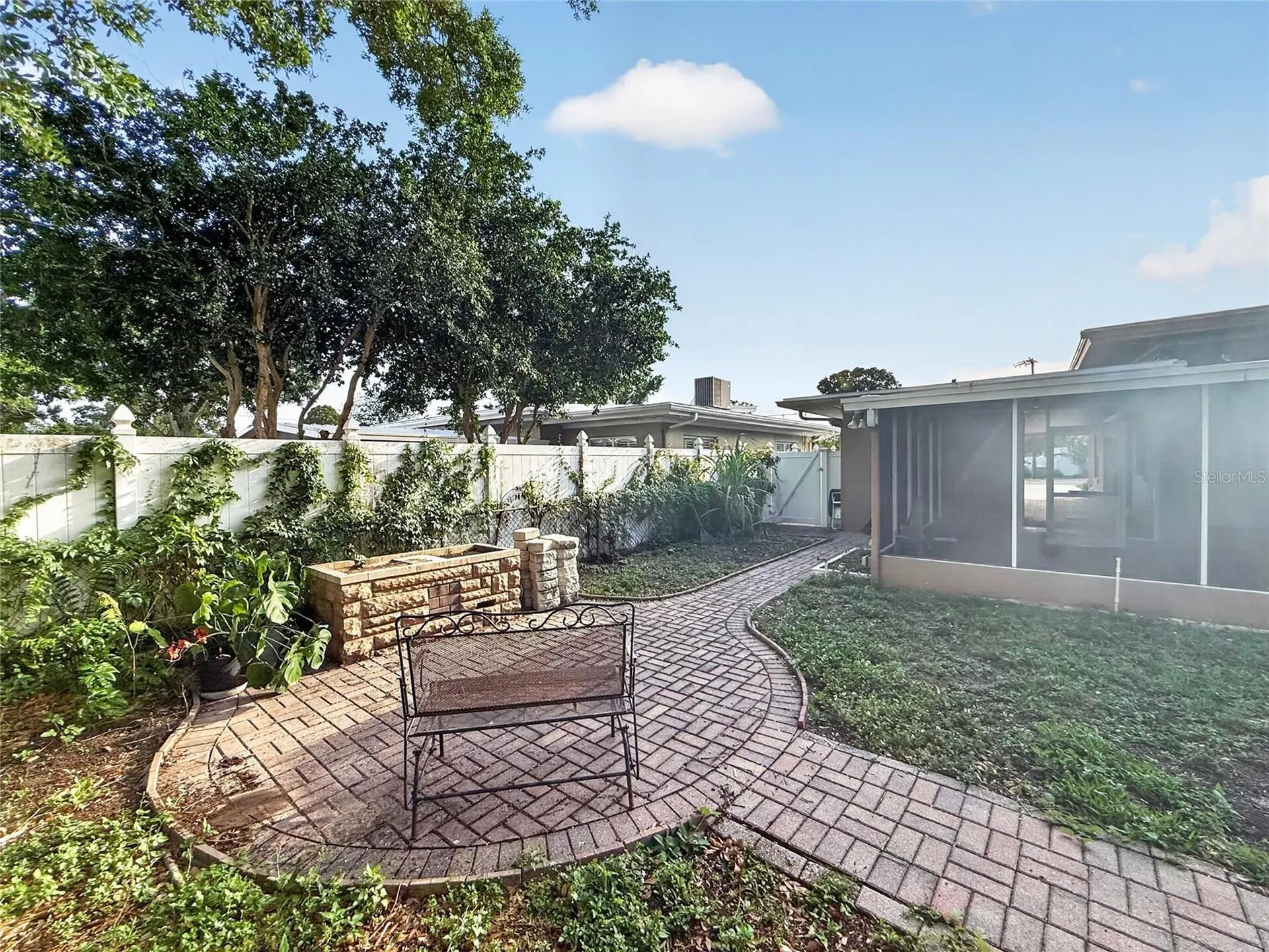 305 N Glen Avenue Tampa FL 33609