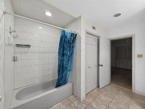 305 N Glen Avenue Tampa FL 33609