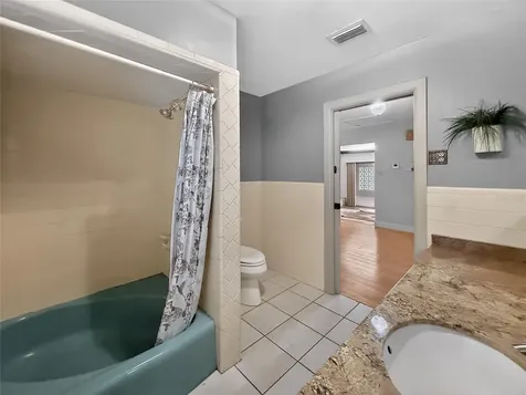 305 N Glen Avenue Tampa FL 33609