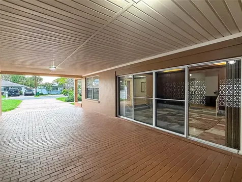 305 N Glen Avenue Tampa FL 33609