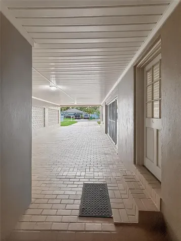 305 N Glen Avenue Tampa FL 33609