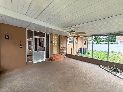 305 N Glen Avenue Tampa FL 33609