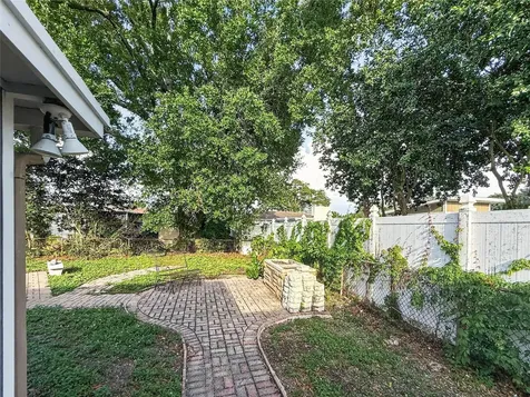 305 N Glen Avenue Tampa FL 33609