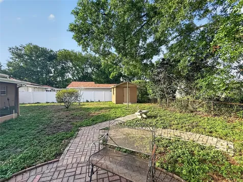 305 N Glen Avenue Tampa FL 33609