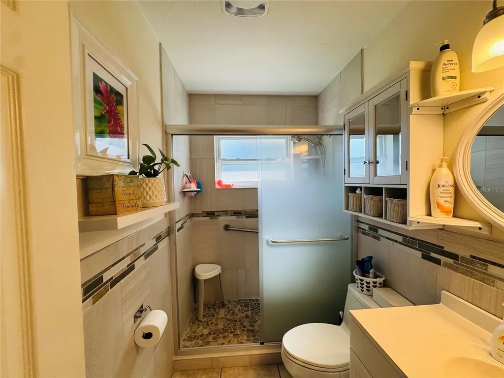 998 Ponder Avenue Sarasota FL 34232
