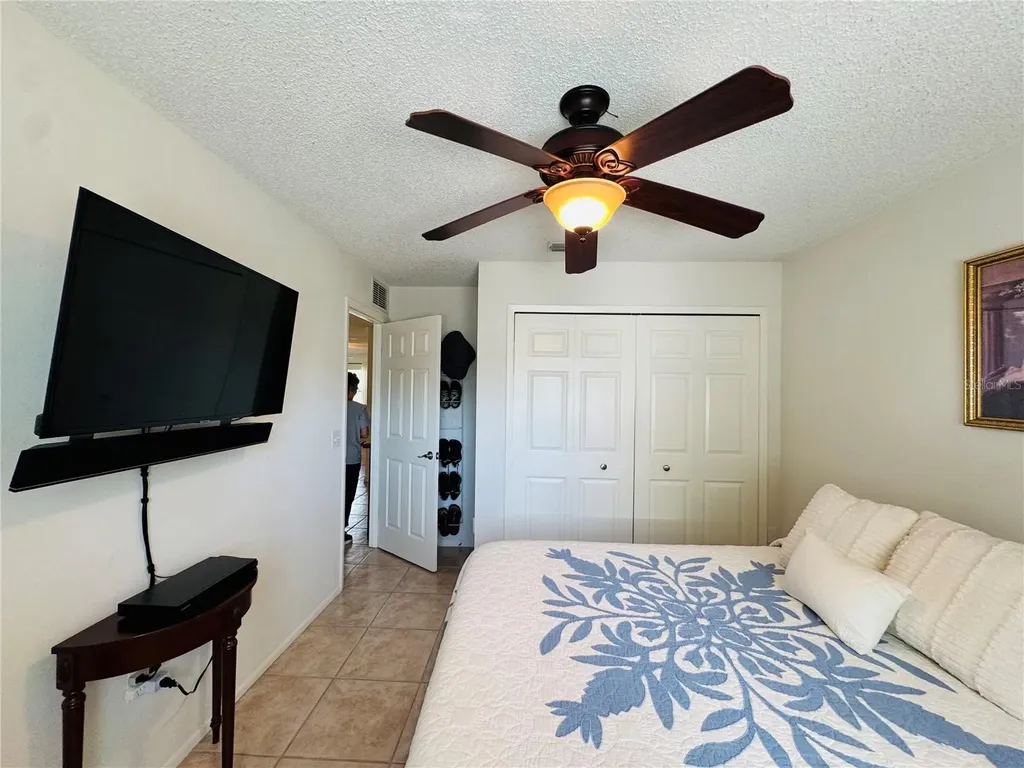 998 Ponder Avenue Sarasota FL 34232