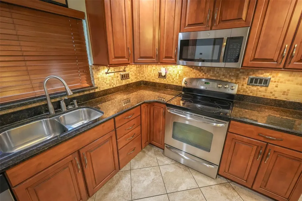 3104 W North A Street Tampa FL 33609