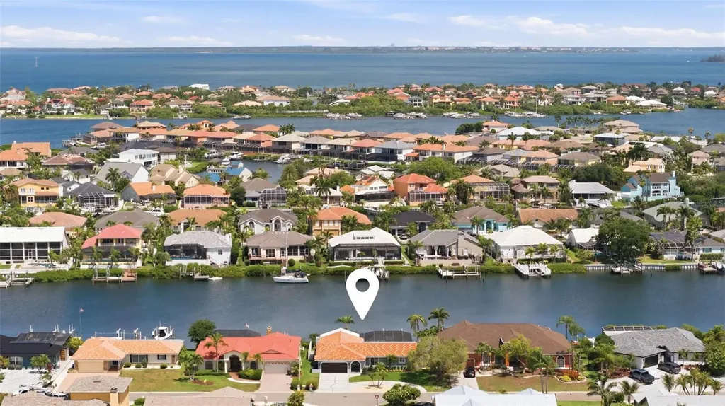 831 Chipaway Drive Apollo Beach FL 33572