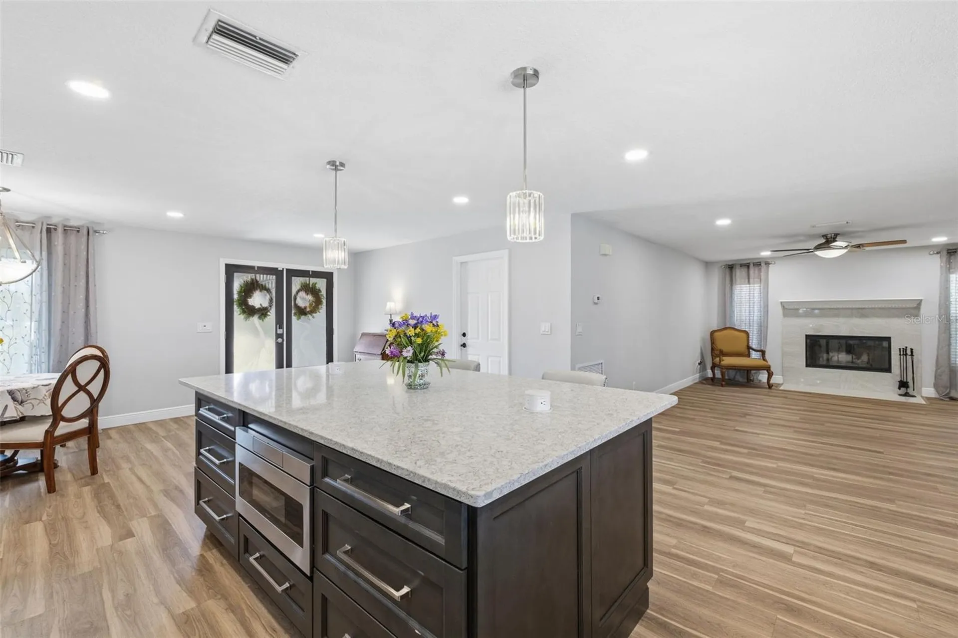 831 Chipaway Drive Apollo Beach FL 33572