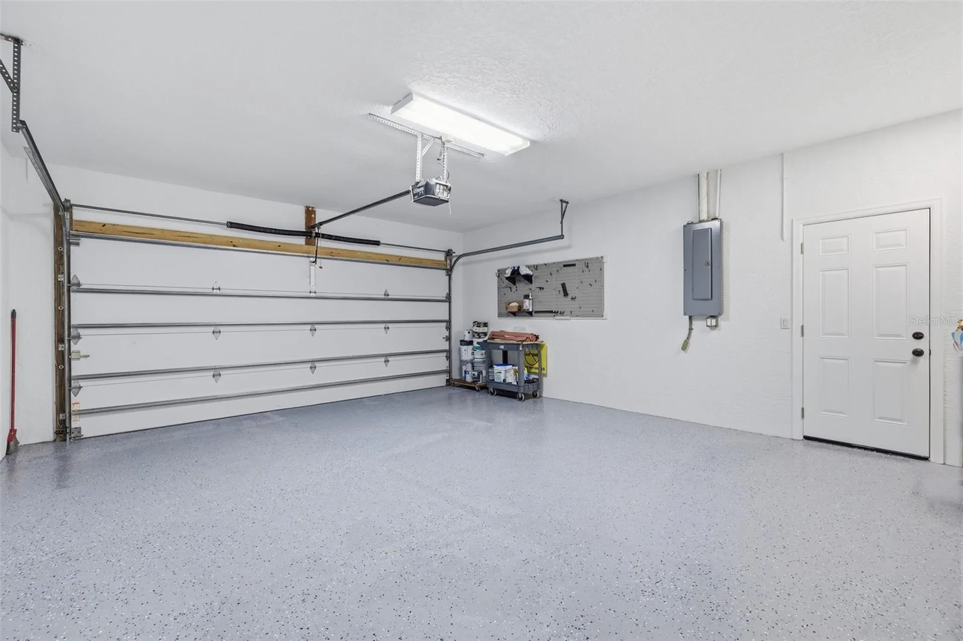 831 Chipaway Drive Apollo Beach FL 33572