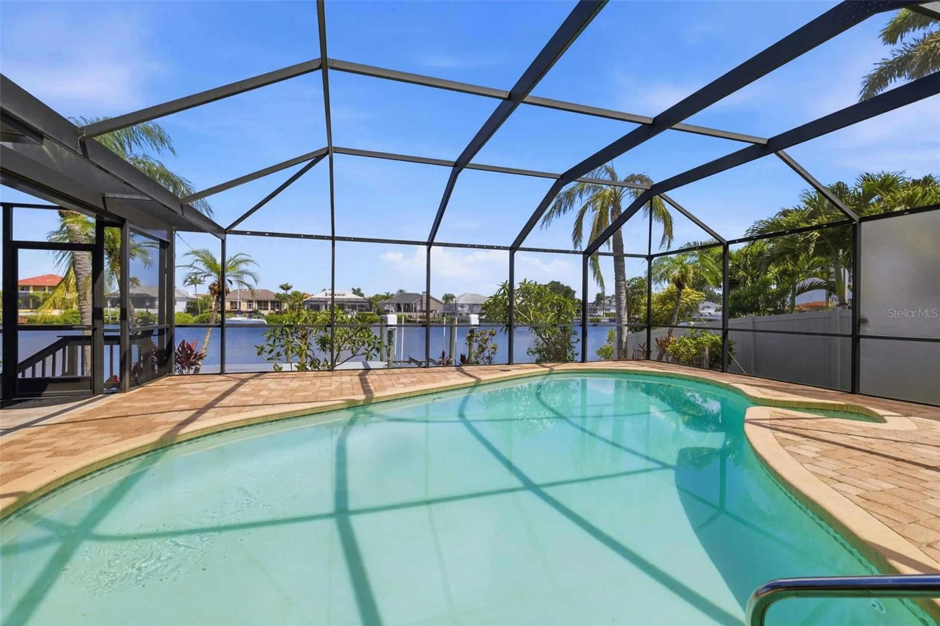 831 Chipaway Drive Apollo Beach FL 33572