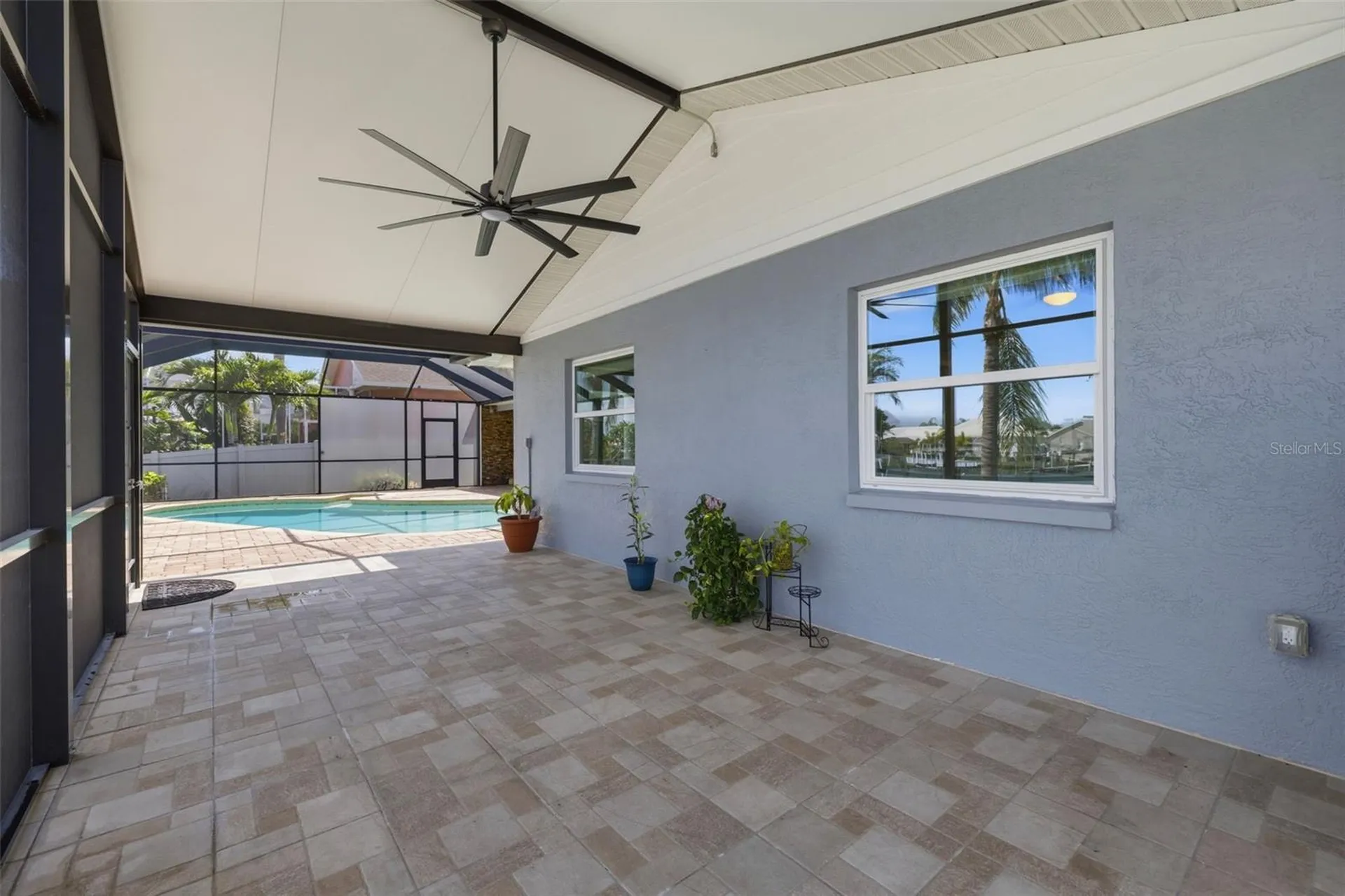 831 Chipaway Drive Apollo Beach FL 33572
