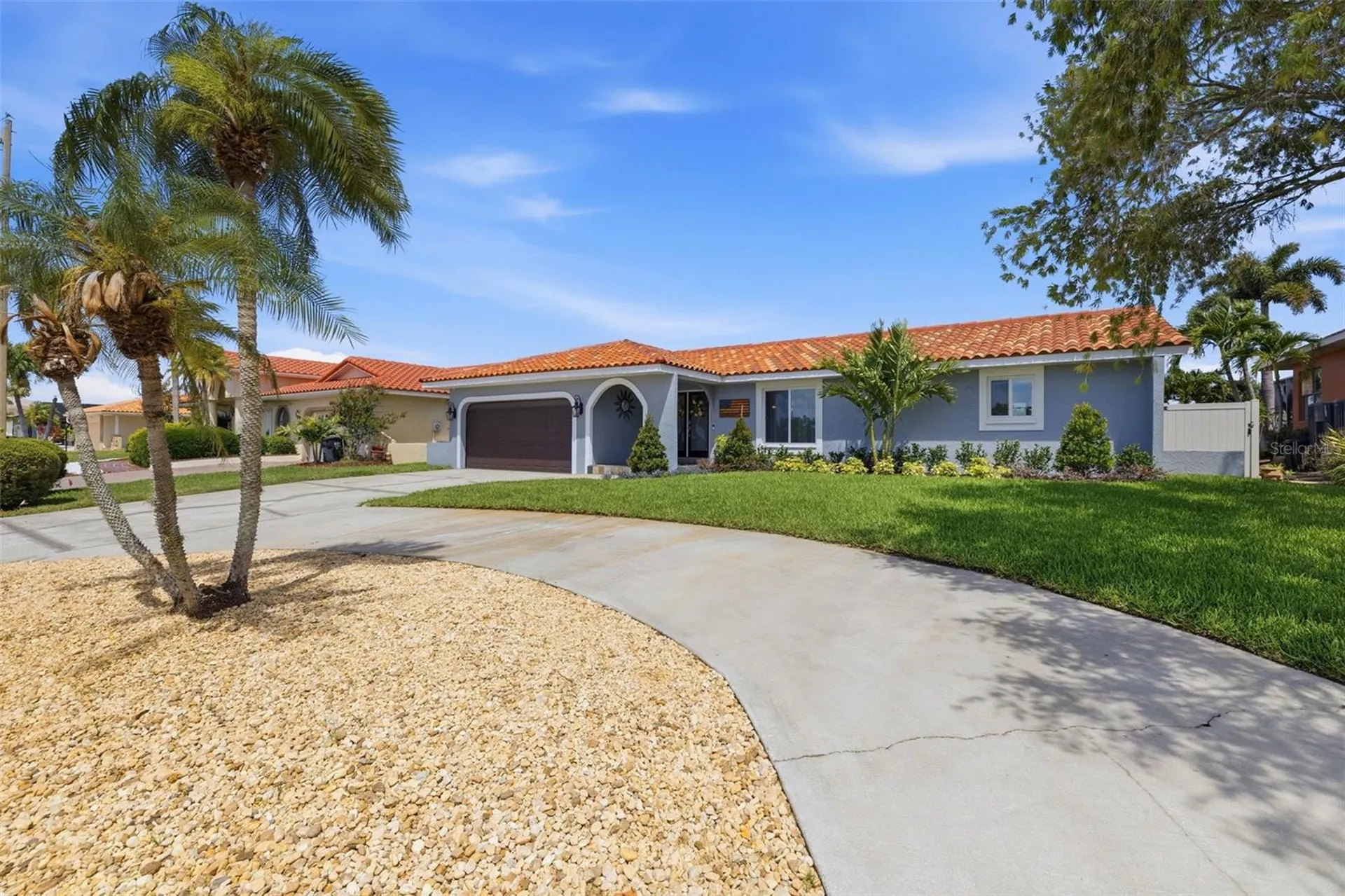 831 Chipaway Drive Apollo Beach FL 33572