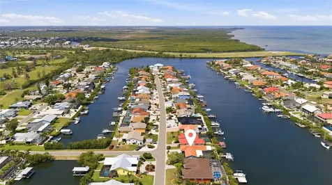 831 Chipaway Drive Apollo Beach FL 33572