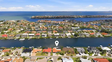 831 Chipaway Drive Apollo Beach FL 33572