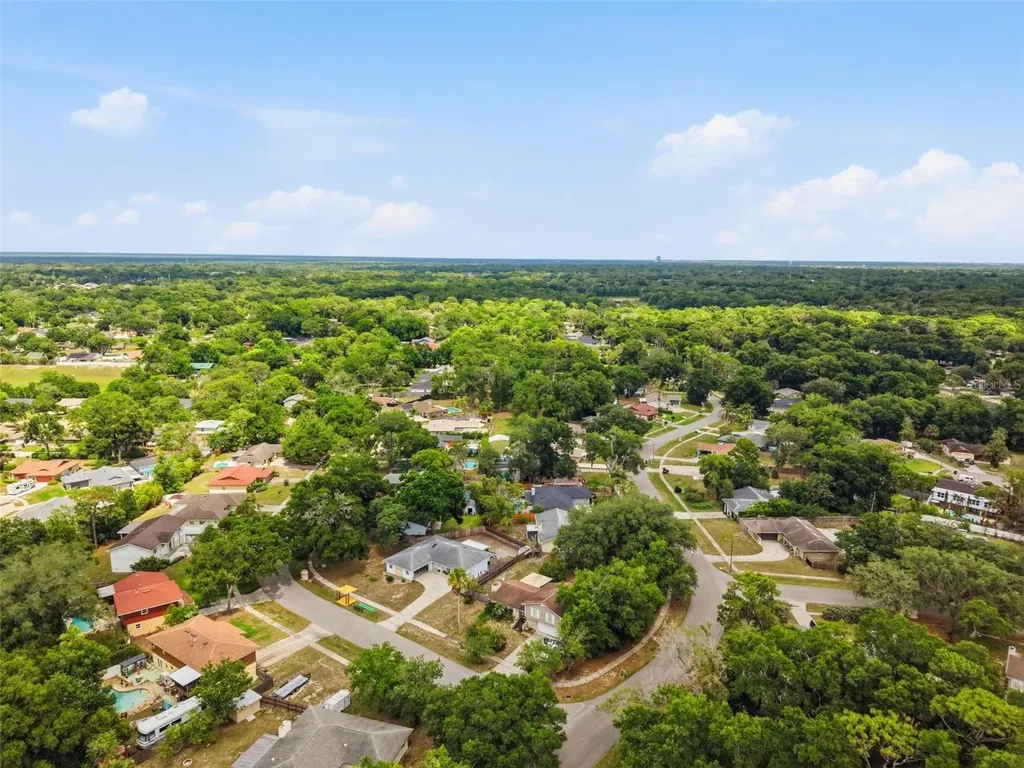 1507 Yvonne Apopka FL 32712