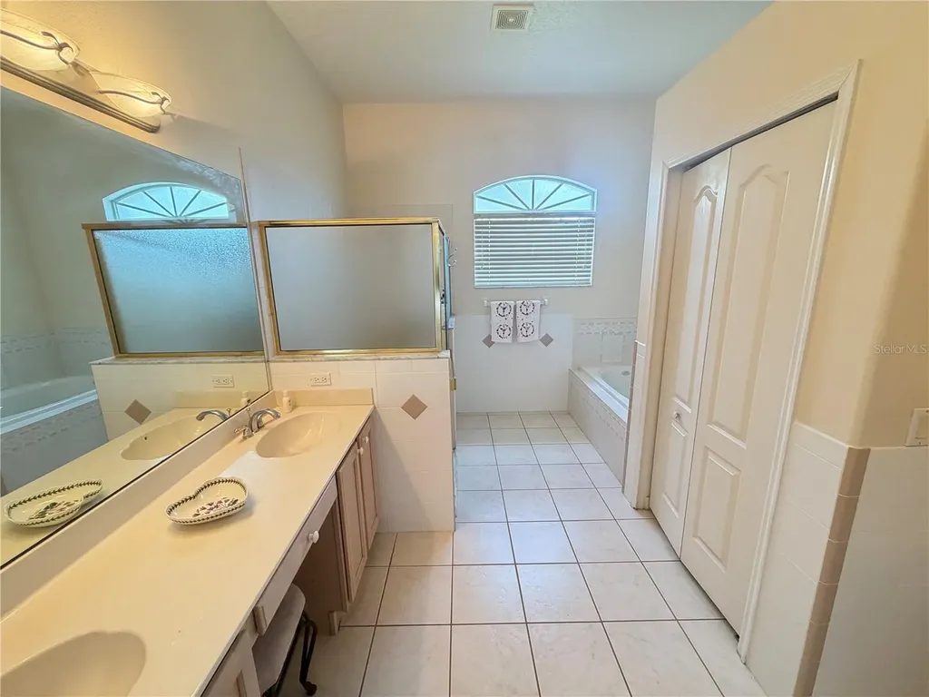 2734 Windsorgate Lane Orlando FL 32828