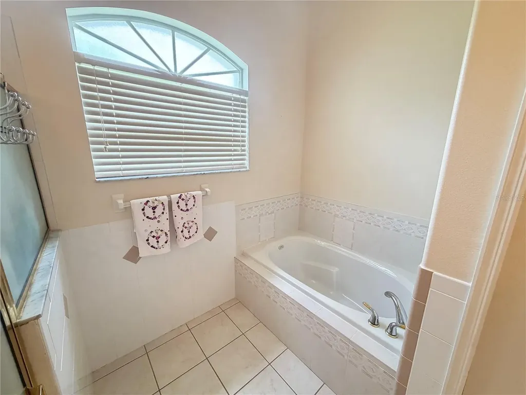 2734 Windsorgate Lane Orlando FL 32828
