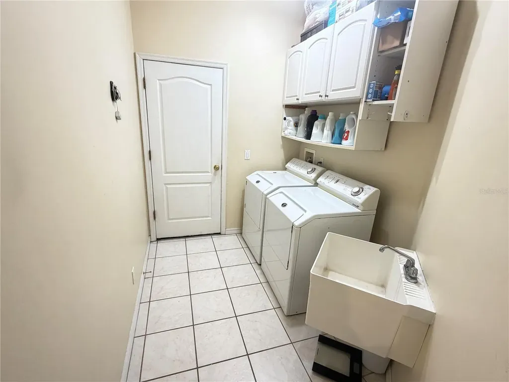 2734 Windsorgate Lane Orlando FL 32828