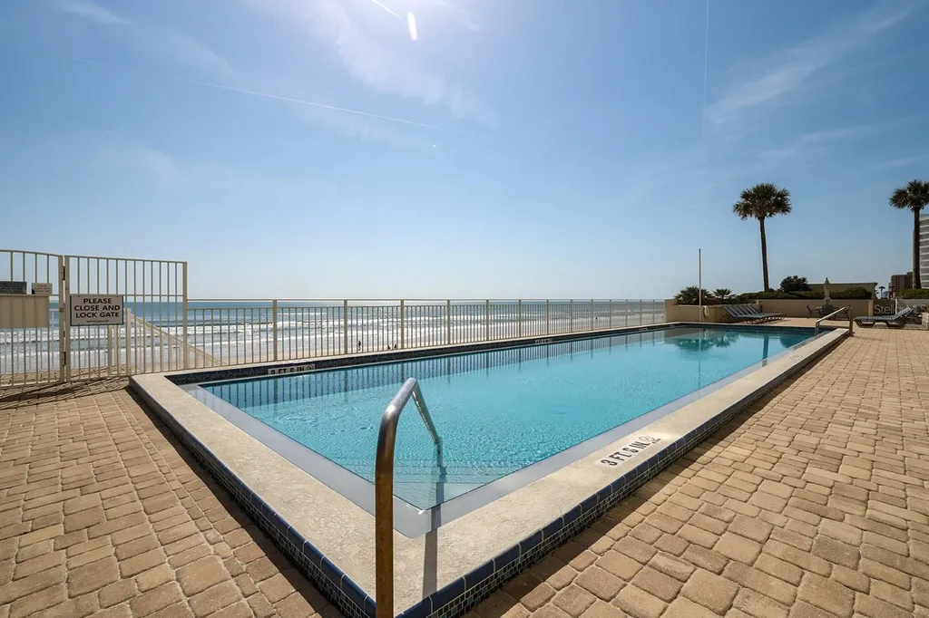 2967 S Atlantic Avenue Daytona Beach Shores FL 32118