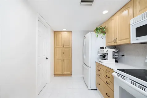 2967 S Atlantic Avenue Daytona Beach Shores FL 32118