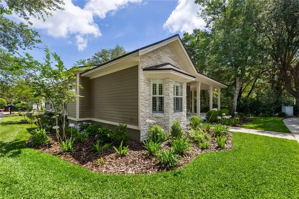 12808 SW 2nd Place Newberry FL 32669