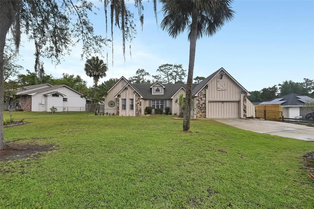 1149 Collins Avenue Orange City FL 32763