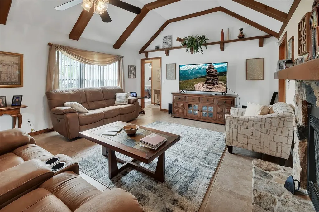 1149 Collins Avenue Orange City FL 32763