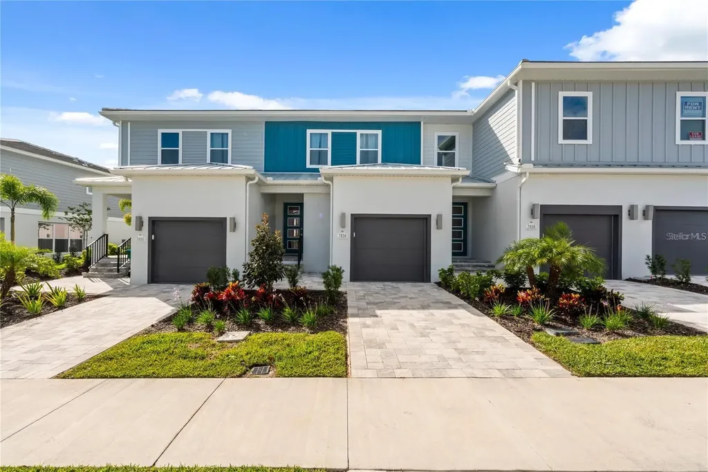 7834 Spectrum Drive Reunion FL 34747