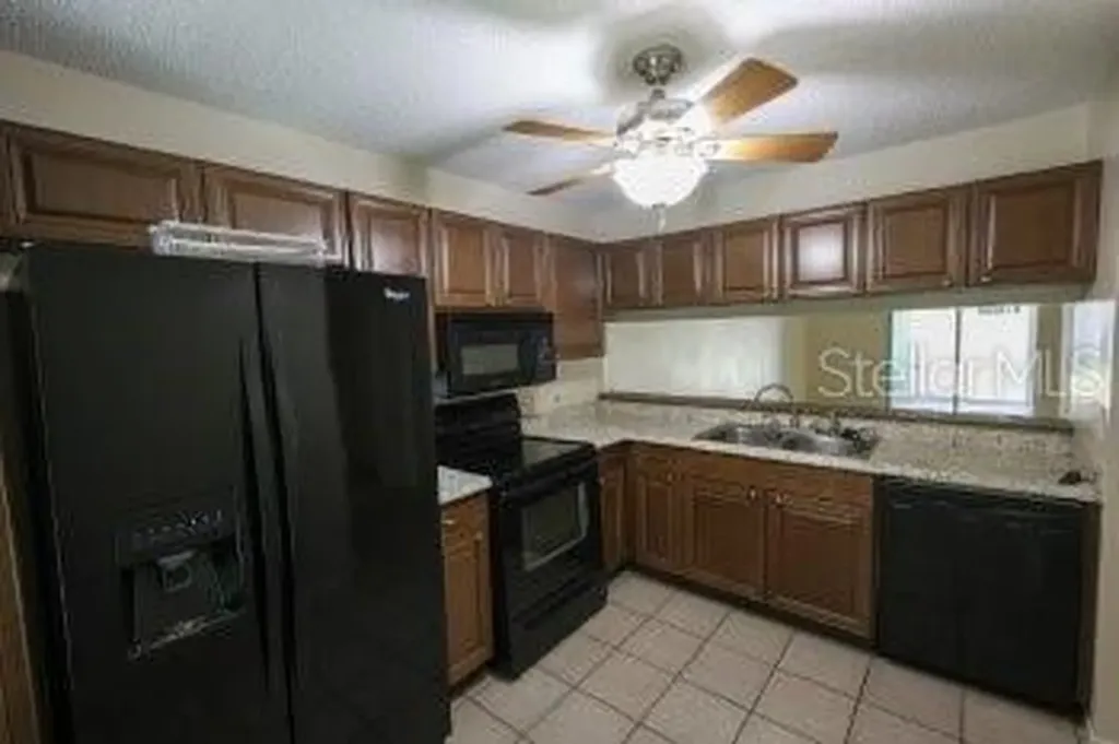 1155 Thayer Street Safety Harbor FL 34695