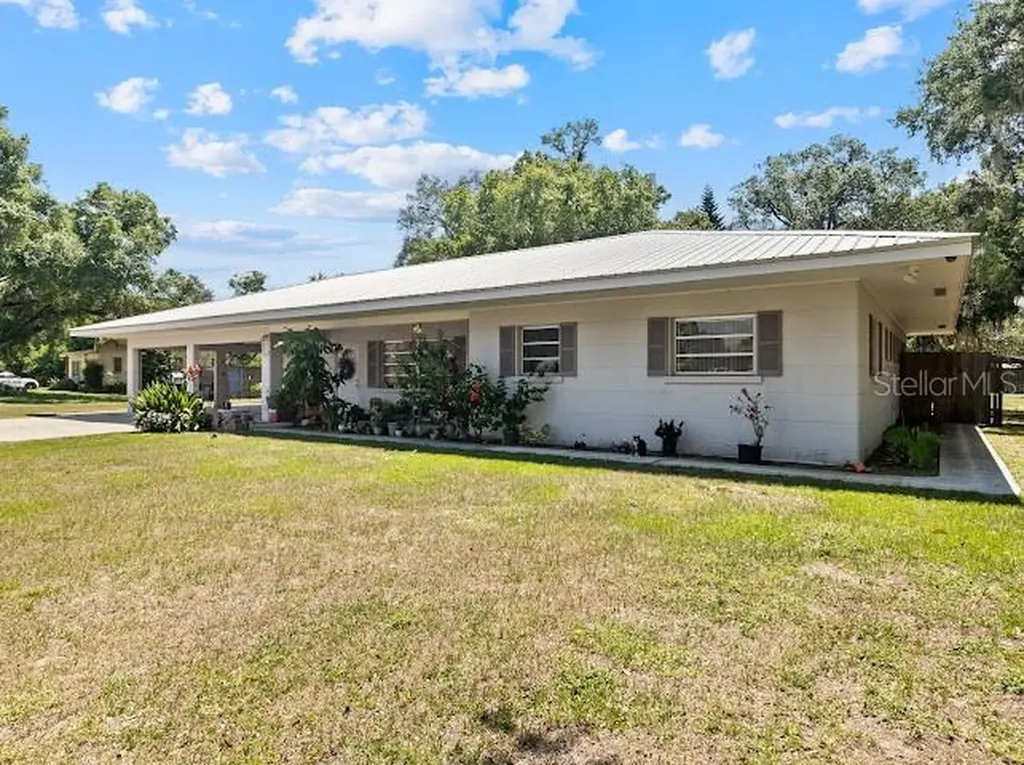 126 S Robert Avenue Arcadia FL 34266