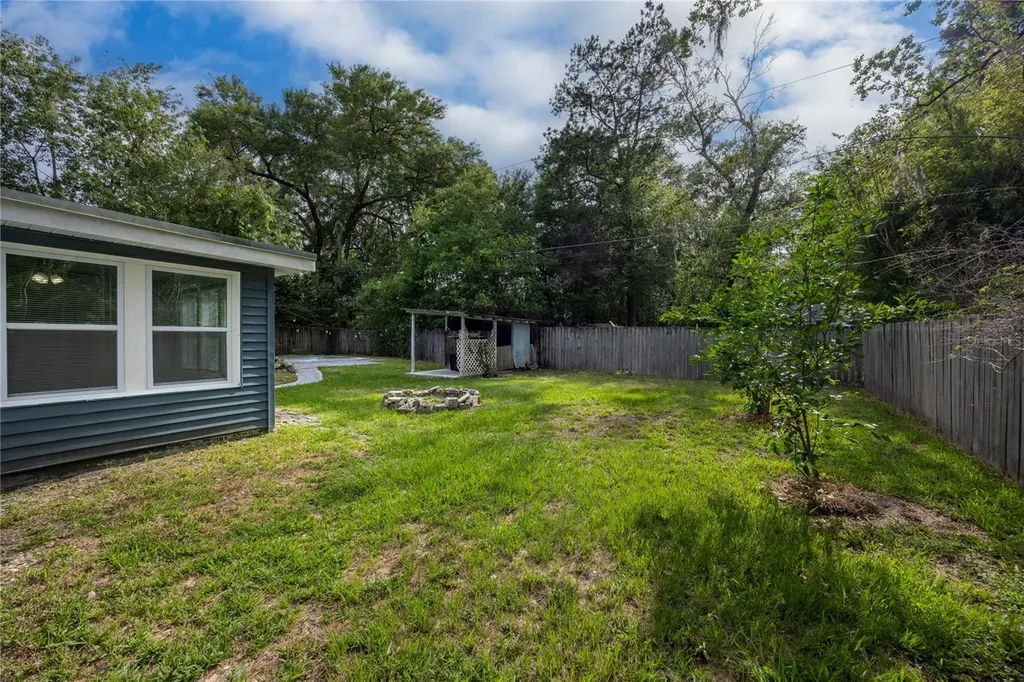 1318 NE 14th Street Gainesville FL 32601