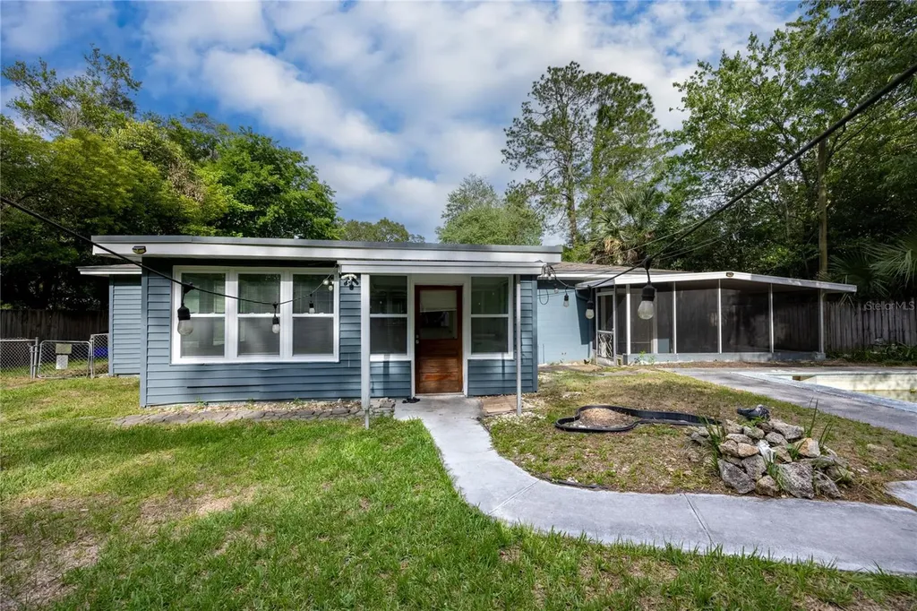 1318 NE 14th Street Gainesville FL 32601