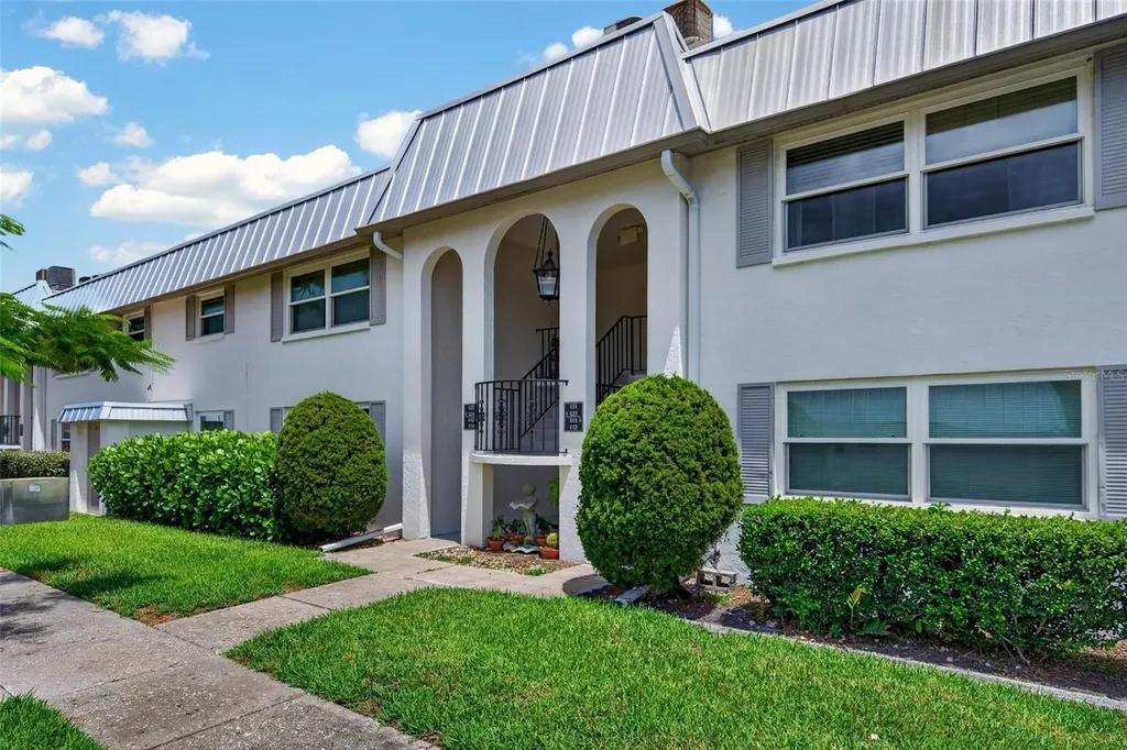 5800 Hollywood Boulevard Sarasota FL 34231