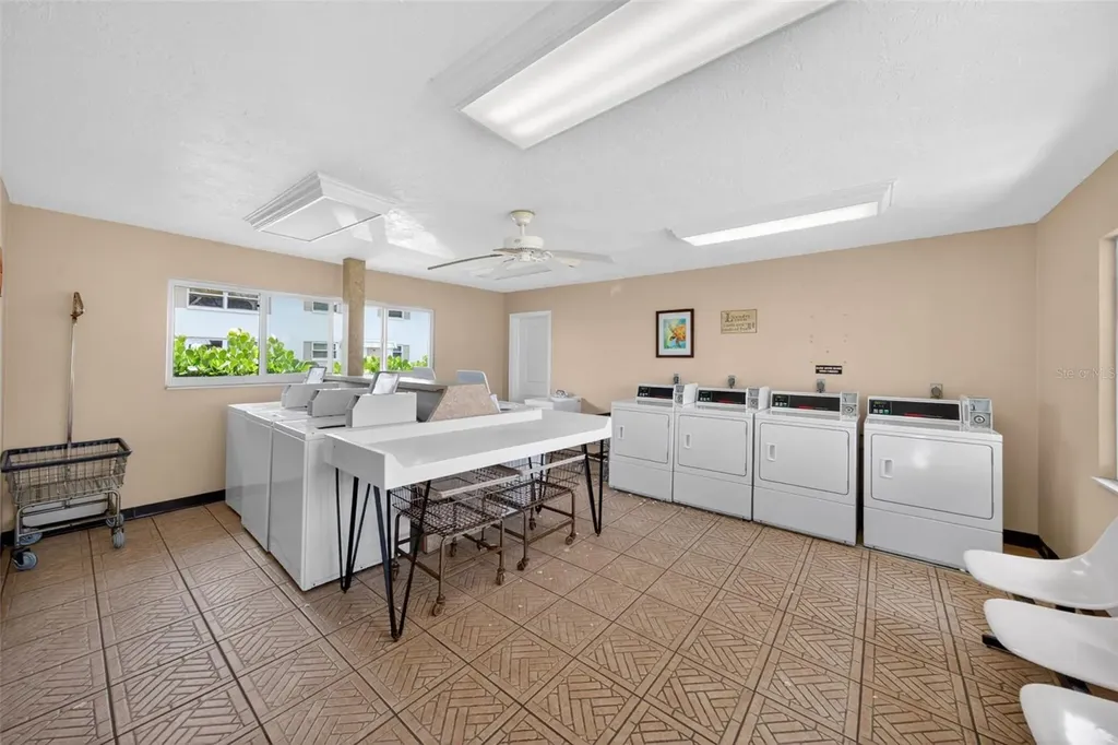 5800 Hollywood Boulevard Sarasota FL 34231