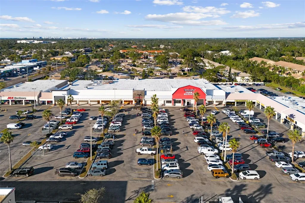 5800 Hollywood Boulevard Sarasota FL 34231