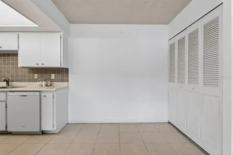 5800 Hollywood Boulevard Sarasota FL 34231
