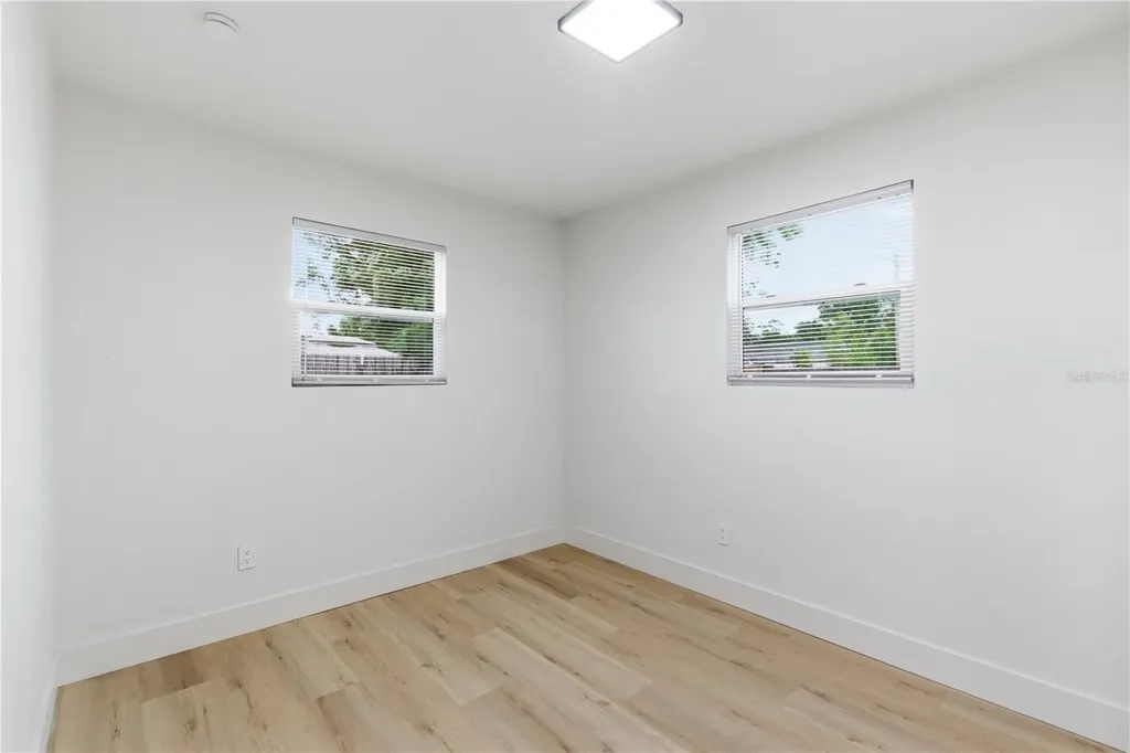 7924 Dahlia Avenue Tampa FL 33619