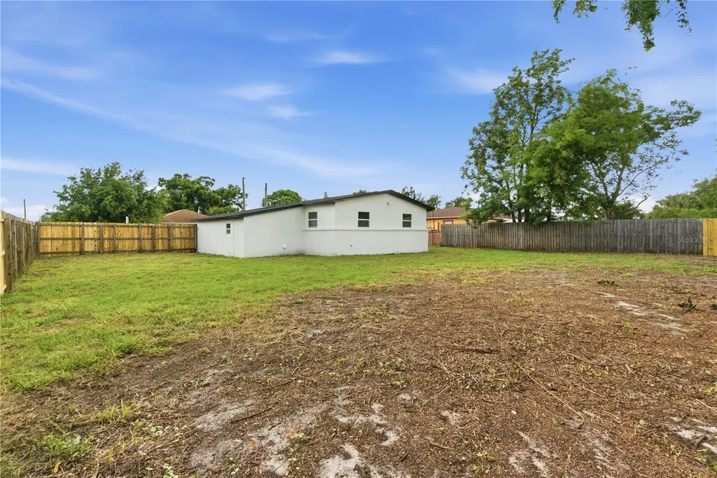 7924 Dahlia Avenue Tampa FL 33619