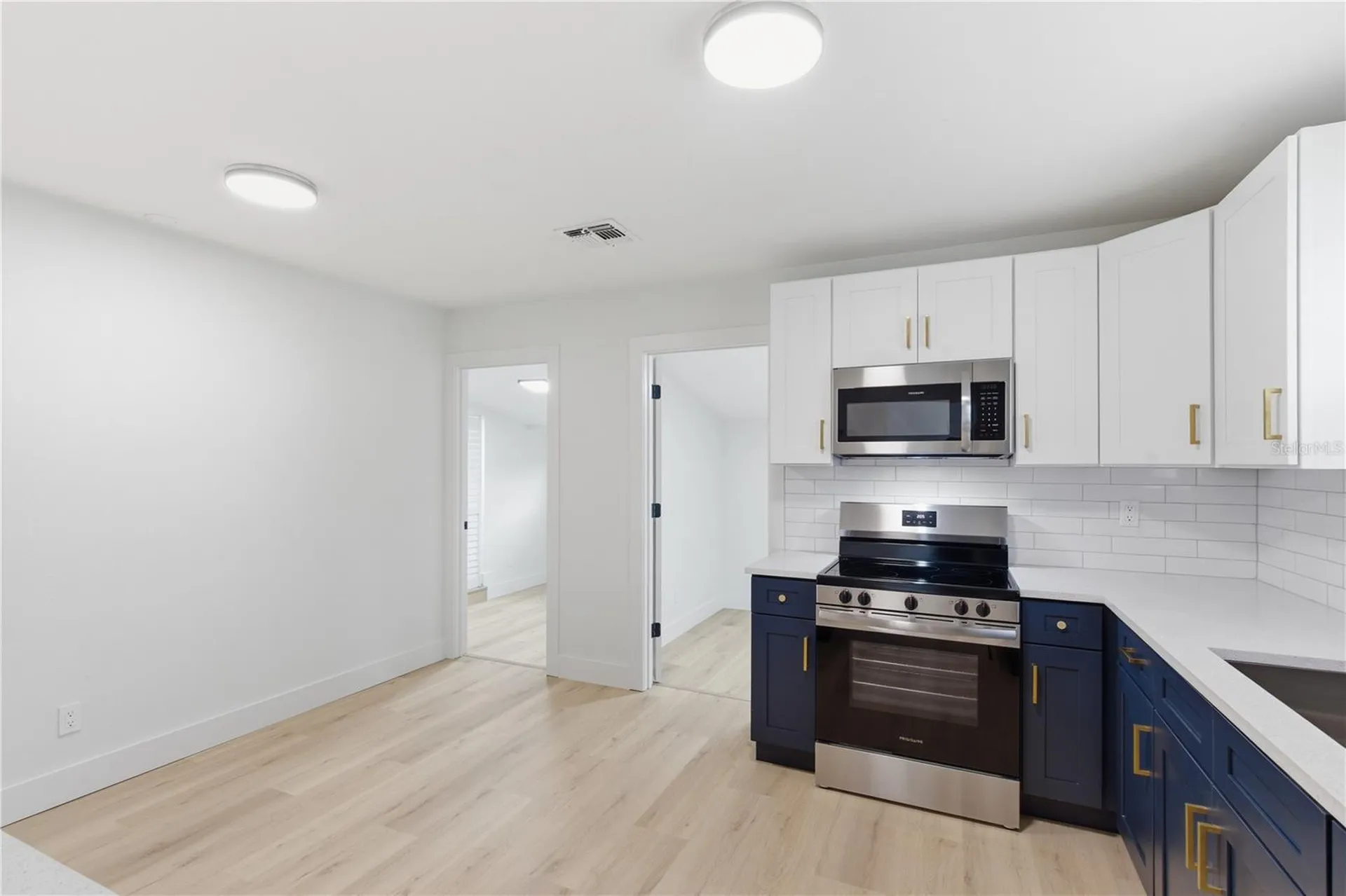 7924 Dahlia Avenue Tampa FL 33619