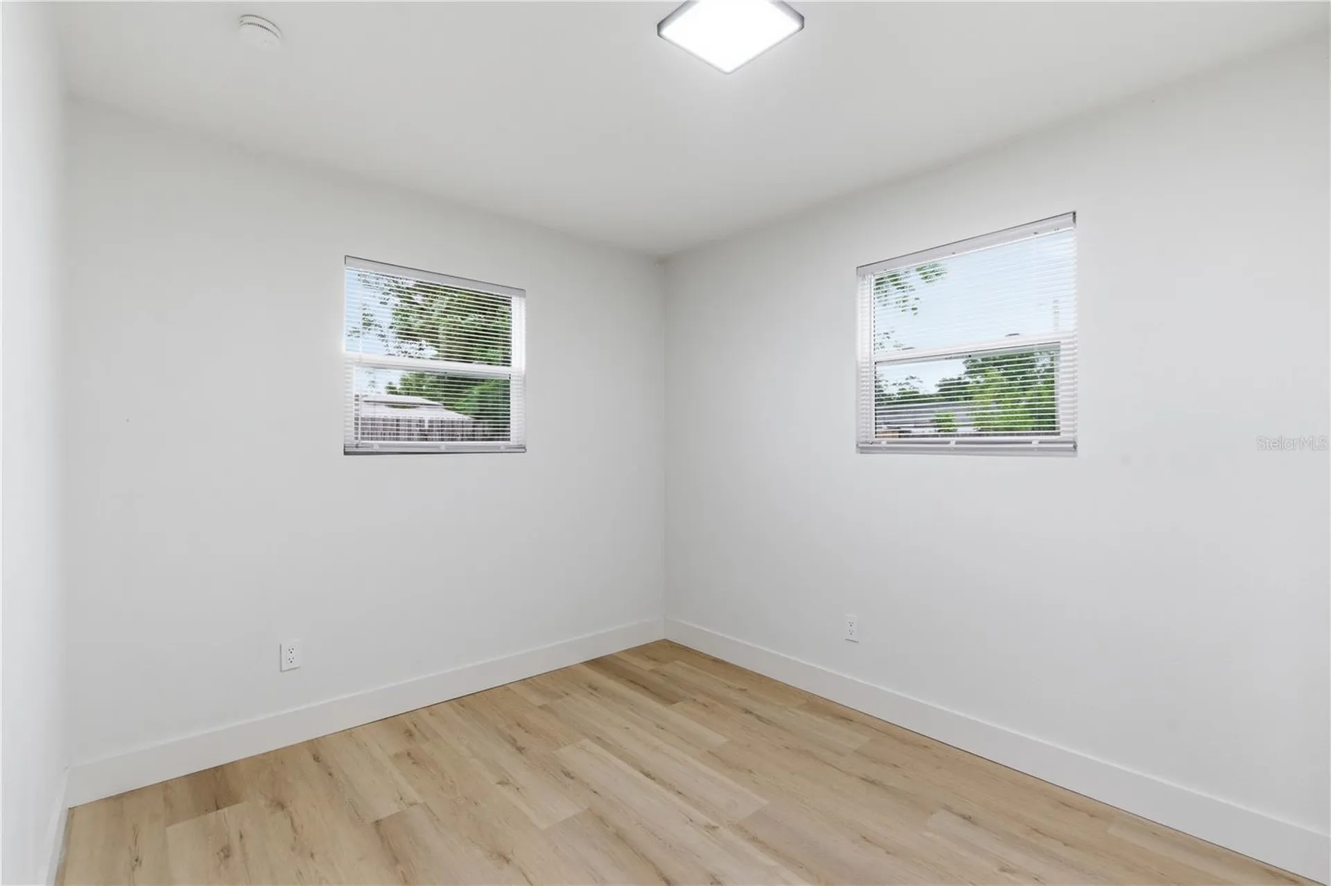 7924 Dahlia Avenue Tampa FL 33619