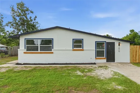 7924 Dahlia Avenue Tampa FL 33619