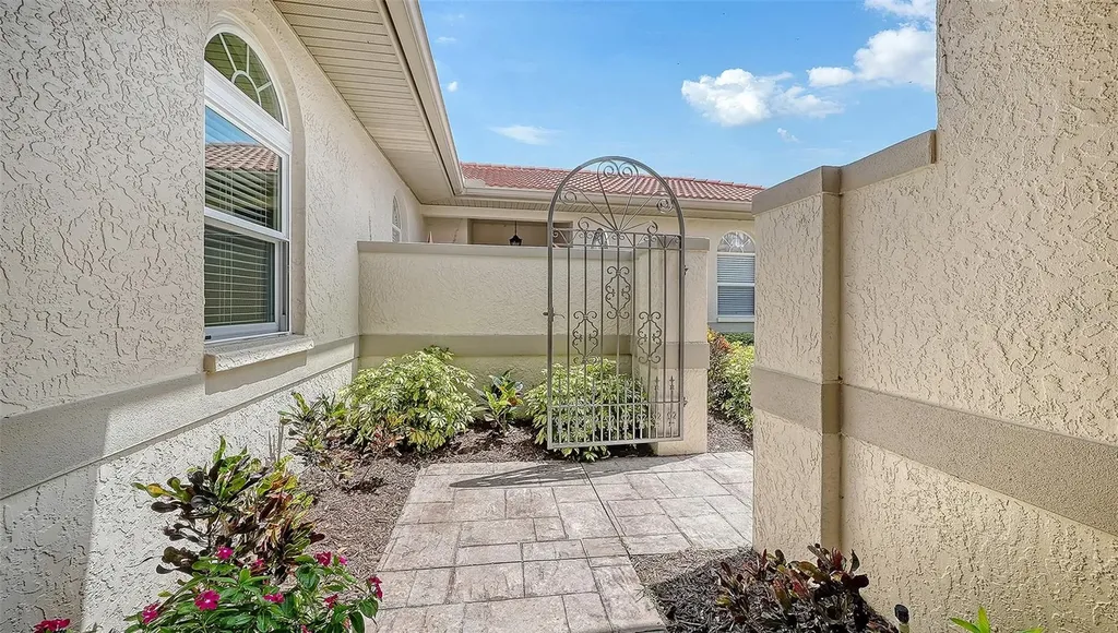 3374 W Chelmsford Court Sarasota FL 34235