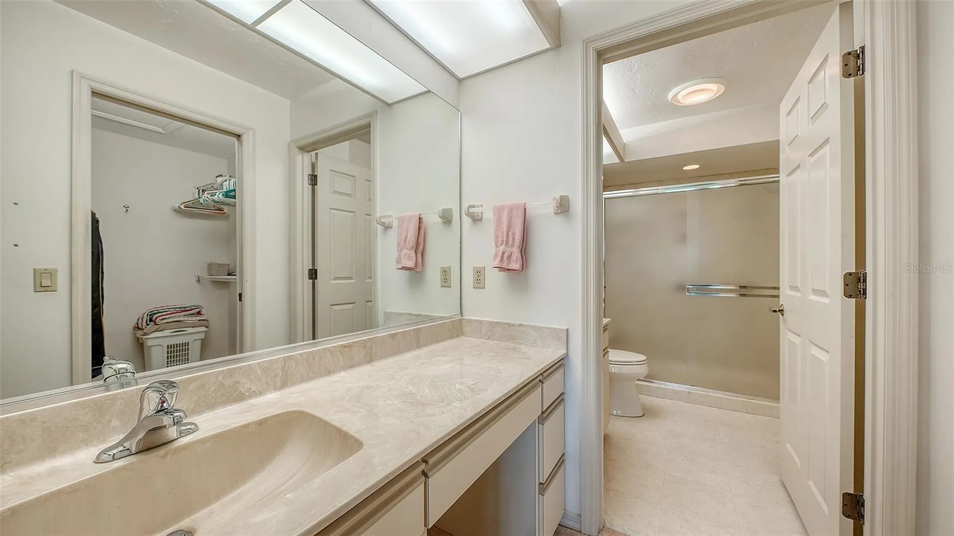 3374 W Chelmsford Court Sarasota FL 34235
